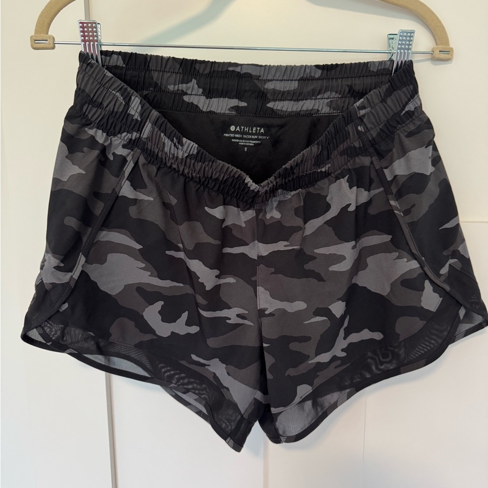 Athleta Women's Gray Camo Athletic Shorts